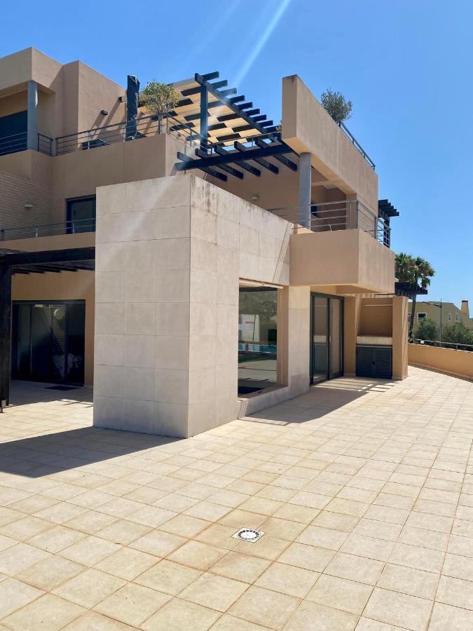Janelas Do Oceano - Casa De Ferias T3 วิลาโมรา ภายนอก รูปภาพ